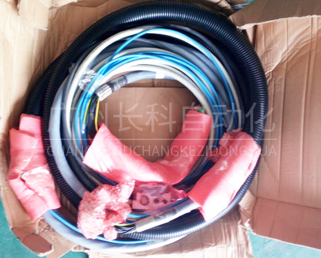 ABB機(jī)器人管線包3HNA016041-001 ABB機(jī)器人管線包3HNA016041-001