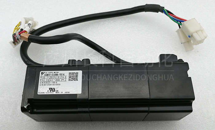 日產(chǎn)原裝安川伺服小電機SGMAS-01A2A-YR14 日產(chǎn)原裝安川伺服小電機SGMAS-01A2A-YR14