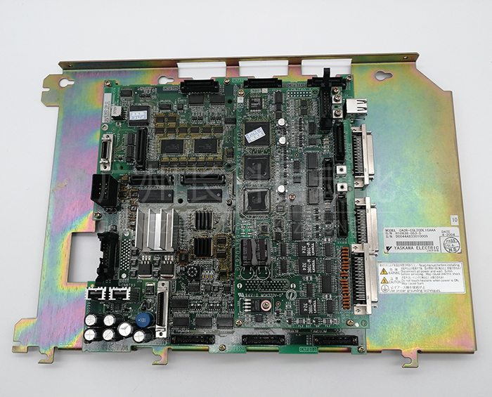 安川機器人驅(qū)動器電路板CACR-CSL20DL16AAA 安川機器人控制器CACR-CSL20DL16AAA