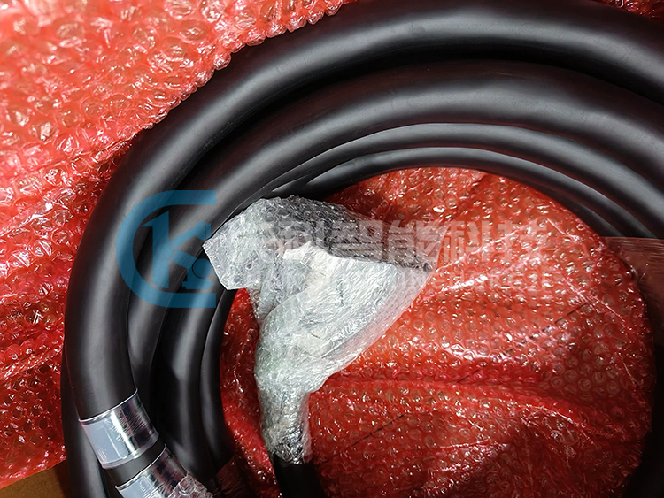 安川機(jī)器人線纜HW1271698-17 安川機(jī)器人線纜HW1271698-17