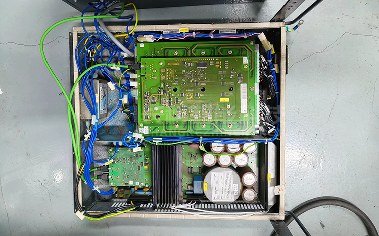 庫(kù)卡伺服驅(qū)動(dòng)板KSP061-2 00-265-903 庫(kù)卡伺服驅(qū)動(dòng)板KSP061-2 00-265-903