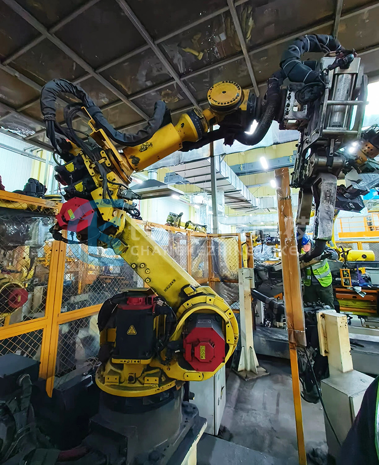 保養(yǎng)發(fā)那科高速點(diǎn)焊機(jī)器人R-1000iA/100F 保養(yǎng)發(fā)那科高速點(diǎn)焊機(jī)器人R-1000iA/100F