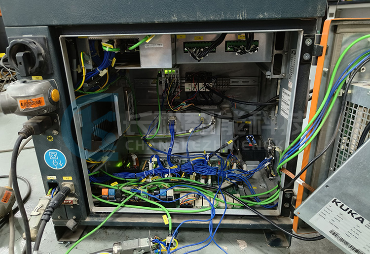 KUKA庫(kù)卡機(jī)器人KR C4 smallsize控制柜維修